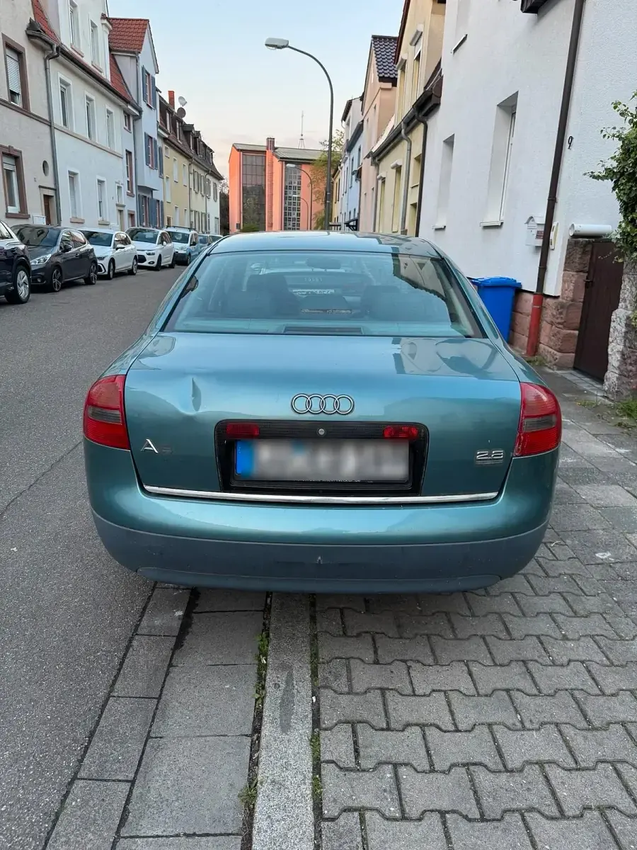 Second-hand Audi A6 193 CP (141 kW) 1997 Berlinǎ