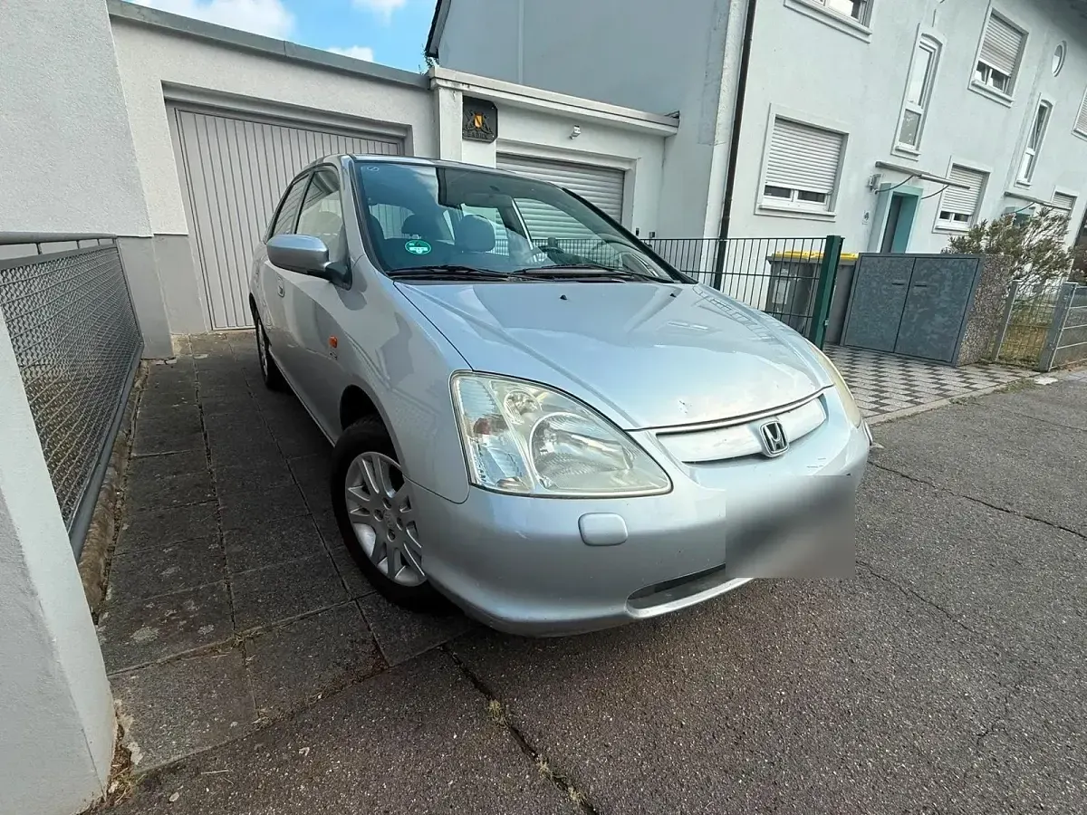 Gebraucht Honda Civic 110 PS (80 kW) 2002 Silber Limousine