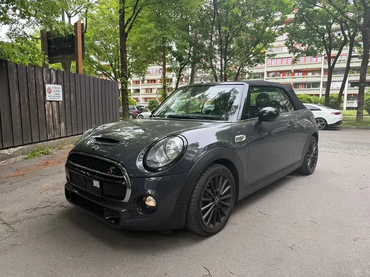 Käytetty Mini Cooper S Cabriolet 192 HP (141 kW) 2017 Harmaa Avoauto