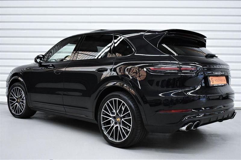 Gebraucht Porsche Cayenne Chrono 549 PS (403 kW) 2019 Schwarz SUV