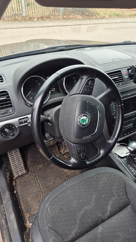 Gebraucht Skoda Yeti 140 PS (102 kW) 2012 Braun SUV