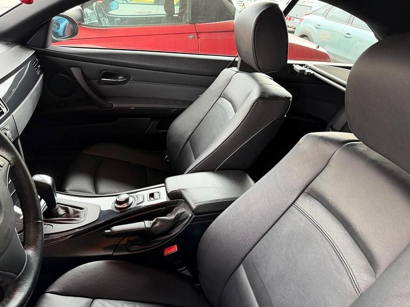 Gebraucht BMW 320 Cabriolet 170 PS (125 kW) 2008 Grau Cabrio