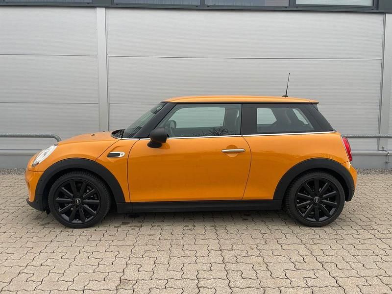 Gebraucht Mini Cooper Chili 136 PS (100 kW) 2018 Orange Kleinwagen