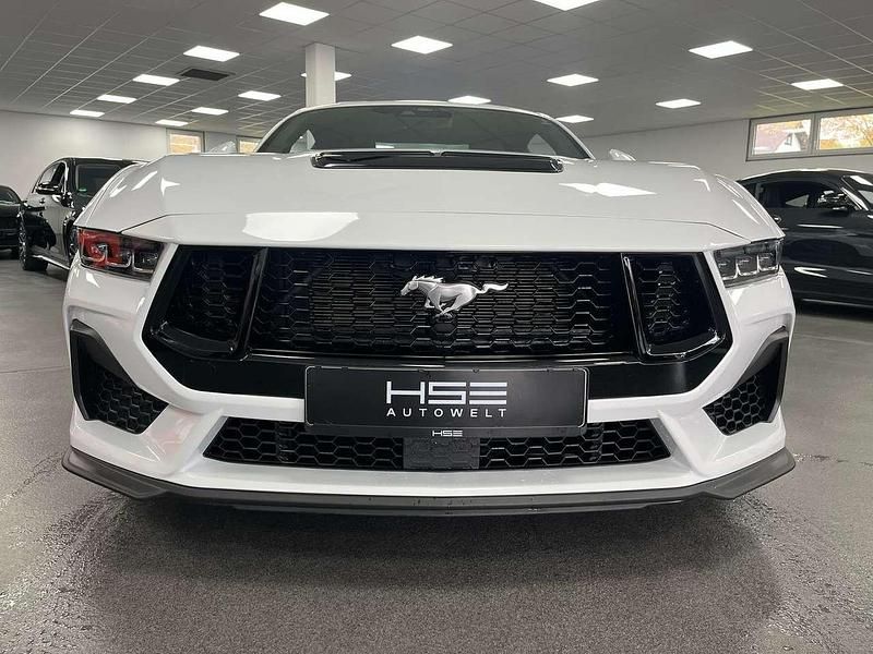 Gebraucht Ford Mustang GT 446 PS (328 kW) 2024 Oxford white Coupé