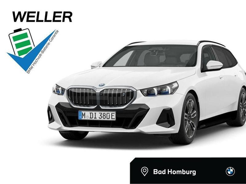Weiß Neu 2025 BMW i5 M Sport Kombi | 74.990 € (Etwas zu teuer) - Bild 1/4