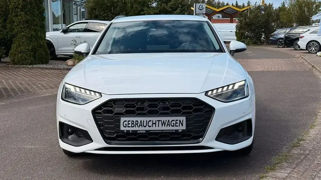 Gebraucht Audi A4 Sport 190 PS (139 kW) 2020 Weiß Kombi
