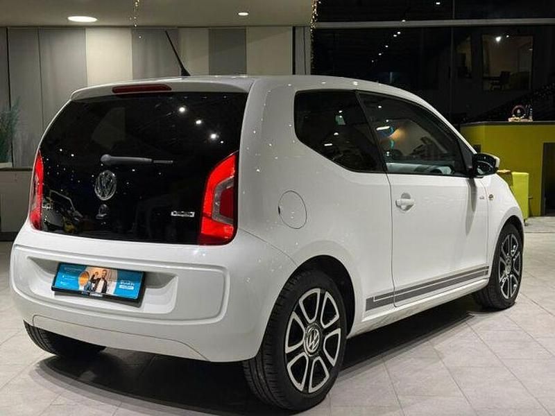 Gebraucht VW up! 60 PS (44 kW) 2015 Weiß Kleinwagen