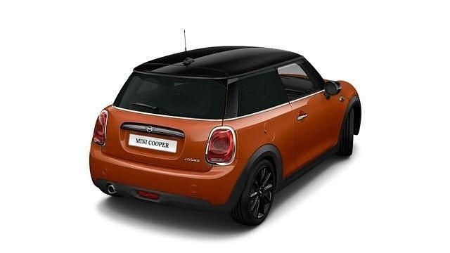 Gebraucht Mini Cooper 136 PS (100 kW) 2021 Orange Kleinwagen