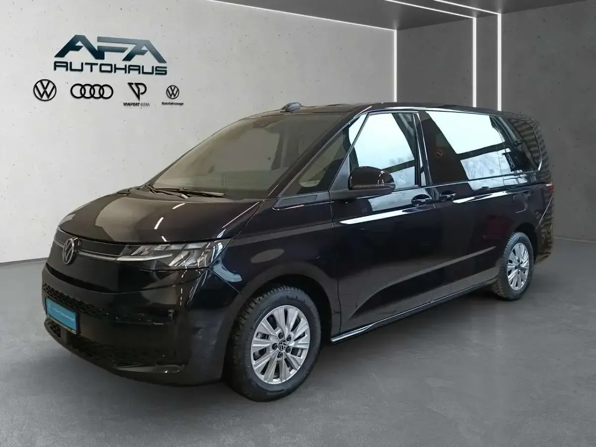 Gebraucht VW Multivan Life 150 PS (110 kW) 2025 Schwarz Van / Kleinbus