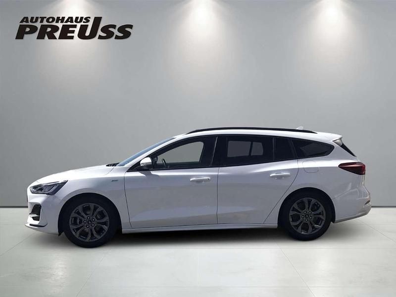 Gebraucht Ford Focus ST-Line X 125 PS (91 kW) 2024 Weiß Limousine