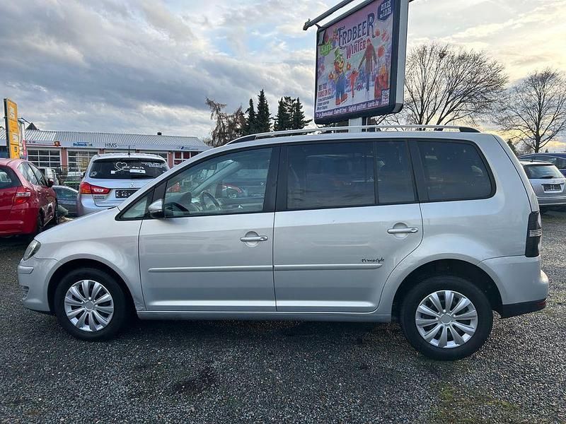 Gebraucht VW Touran Freestyle 140 PS (102 kW) 2009 Silber Van / Kleinbus
