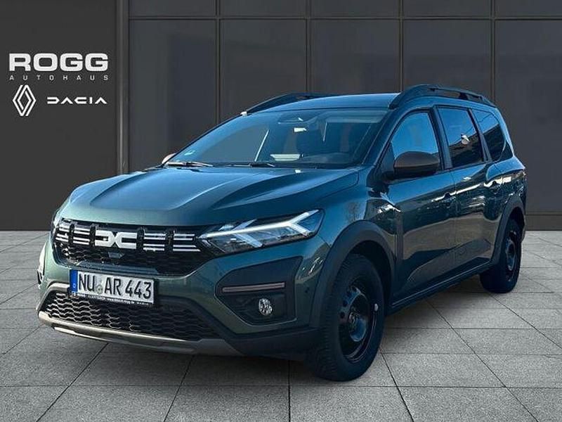 Grün Gebraucht 2025 Dacia Jogger Extreme Van / Kleinbus | 22.350 € (Fairer Preis) - Bild 1/4