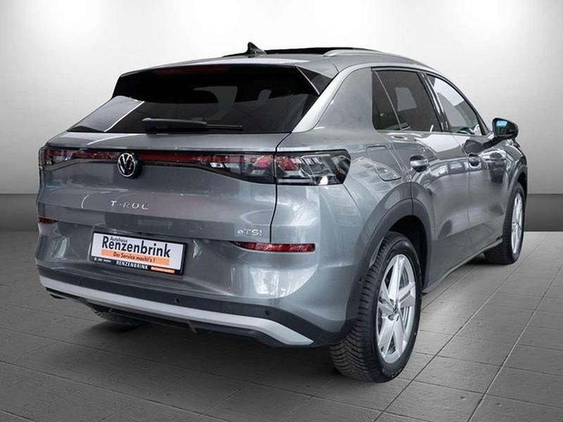 Neu VW T-Roc Style 150 PS (110 kW) 2026 Wolf grey metallic SUV