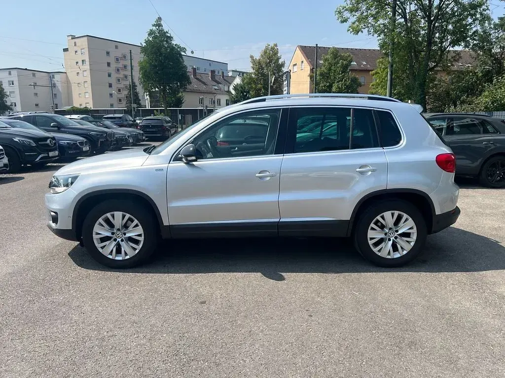 Gebraucht VW Tiguan Life 140 PS (102 kW) 2013 Silber SUV