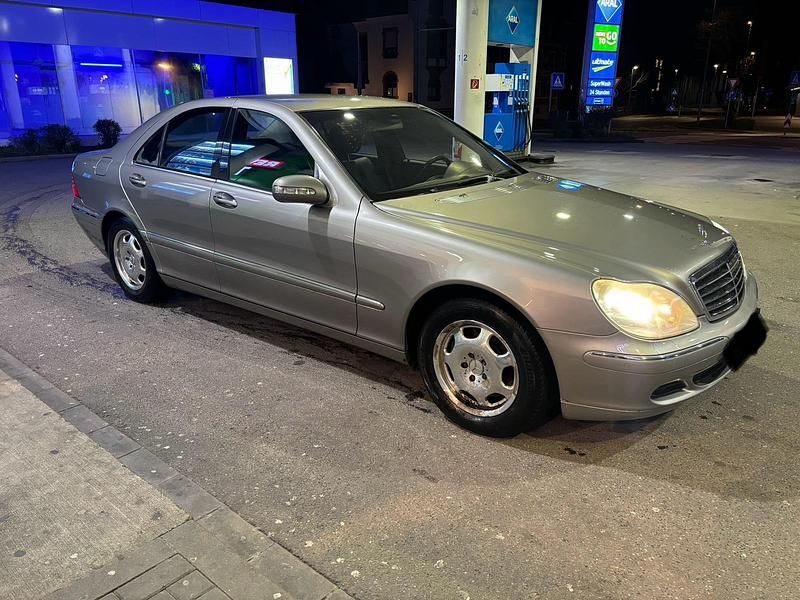 Gebraucht Mercedes S320 204 PS (150 kW) 2003 Silber Limousine