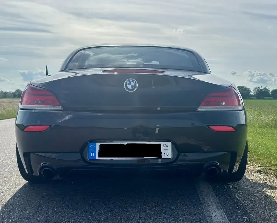 Gebraucht BMW Z4 Performance 306 PS (225 kW) 2012 Schwarz Cabrio