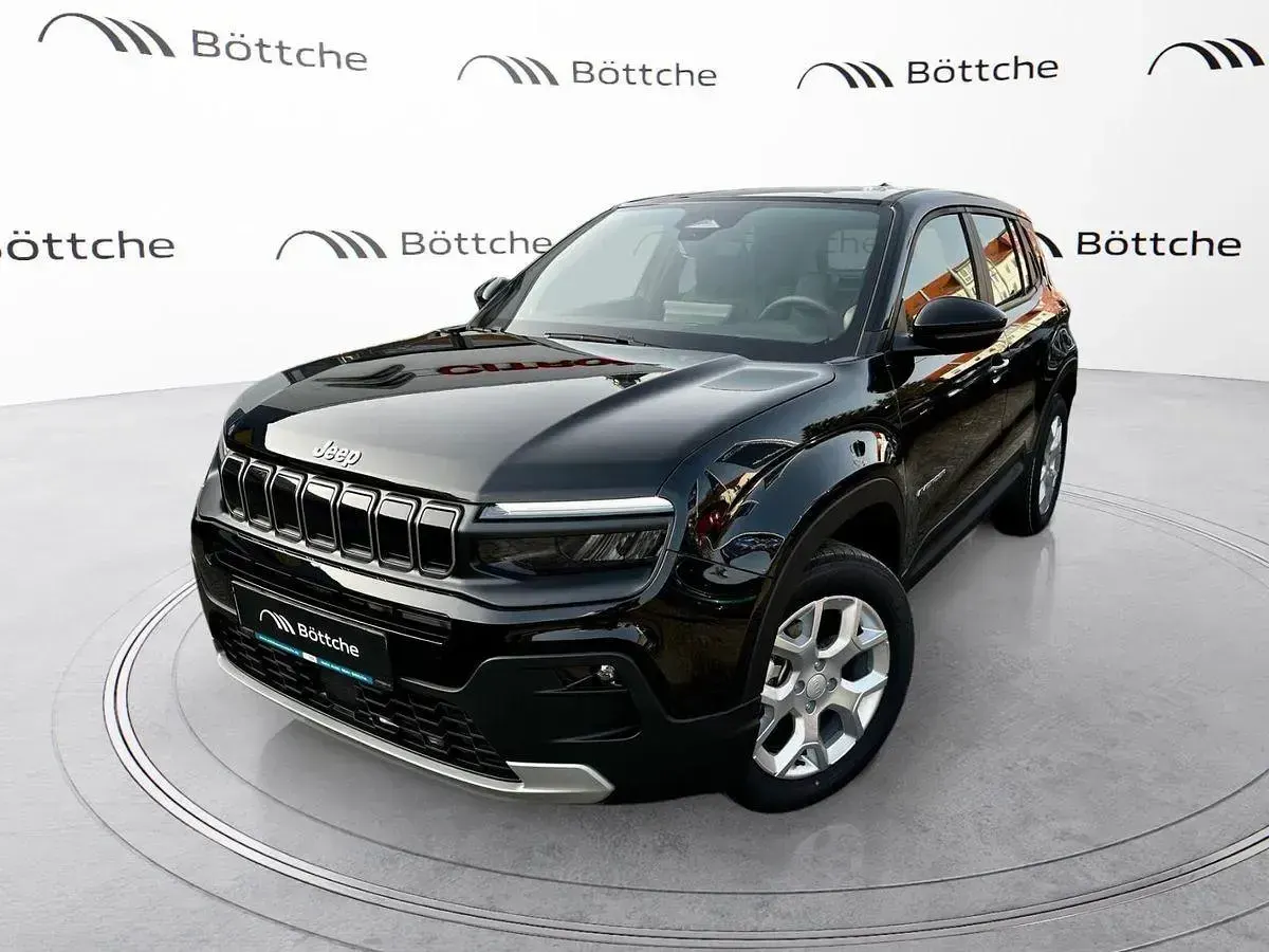Neu Jeep Avenger Altitude 110 PS (80 kW) 2026 Schwarz SUV
