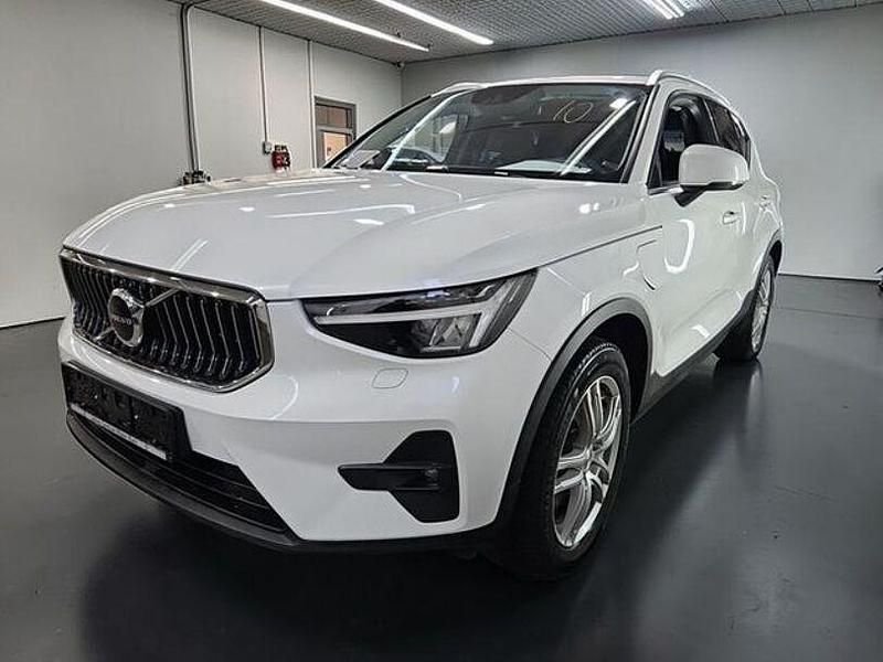 Gebraucht Volvo XC40 Plus 261 PS (191 kW) 2022 Weiß SUV