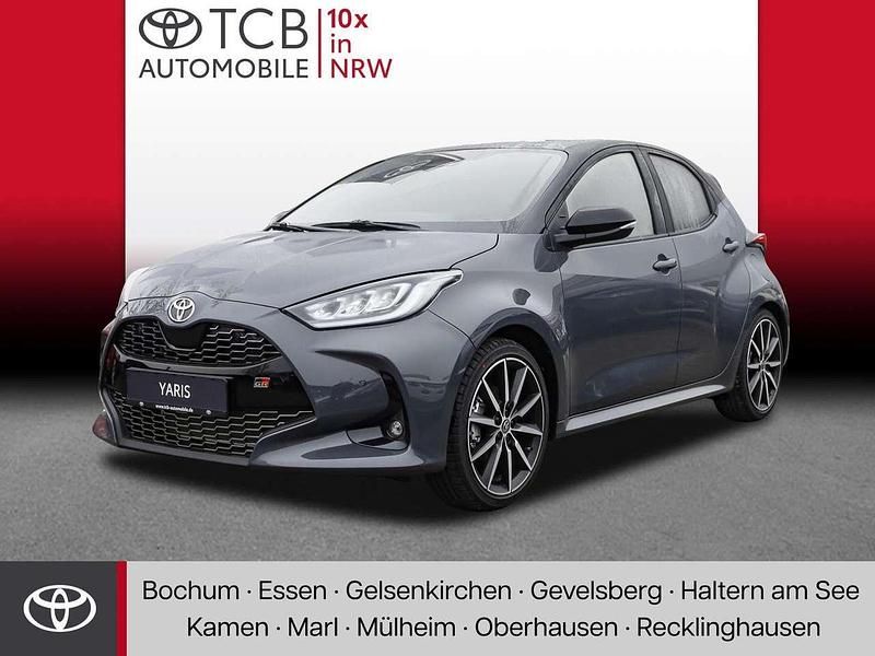 Stormgrey/schwarz Gebraucht 2025 Toyota Yaris Hybrid Sport Kleinwagen | 29.989 € (Fairer Preis) - Bild 1/4