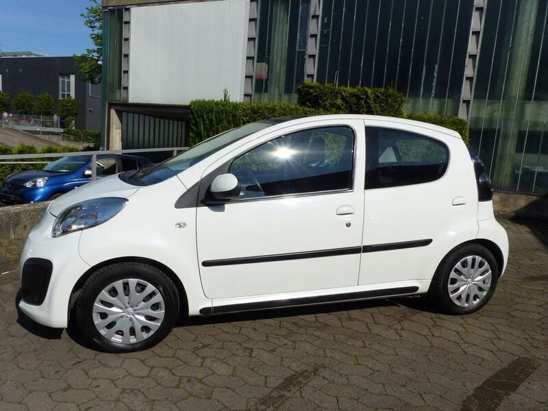 Gebraucht Citroën C1 Tendance 68 PS (50 kW) 2014 Weiß Kleinwagen