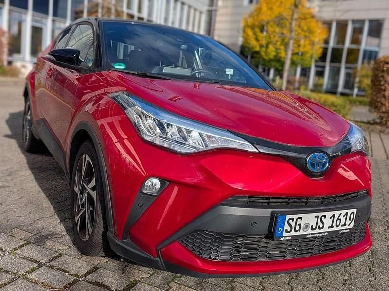 Rot Gebraucht 2023 Toyota C-HR Team SUV | 21.960 € (Superpreis) - Bild 1/4
