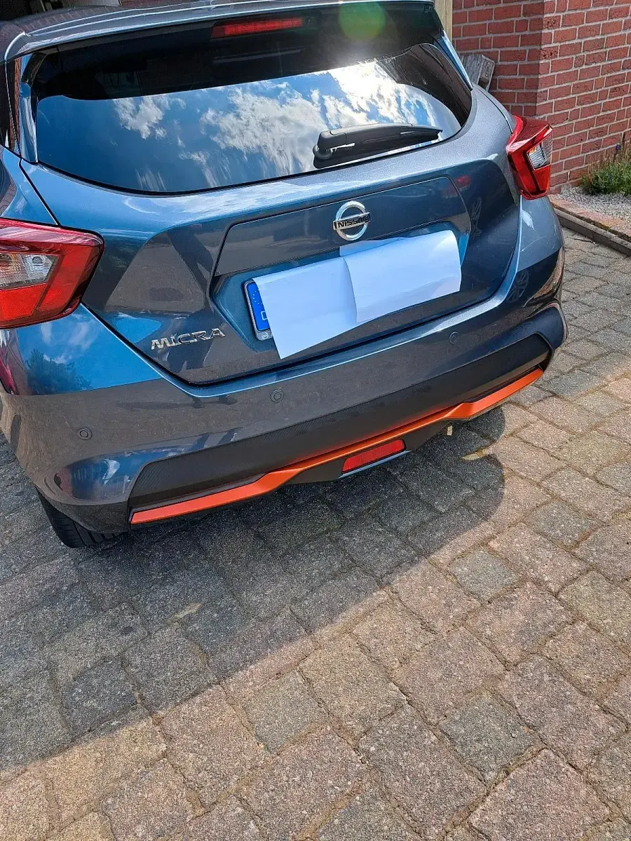 Gebraucht Nissan Micra Tekna 90 PS (66 kW) 2017 Grau Kleinwagen