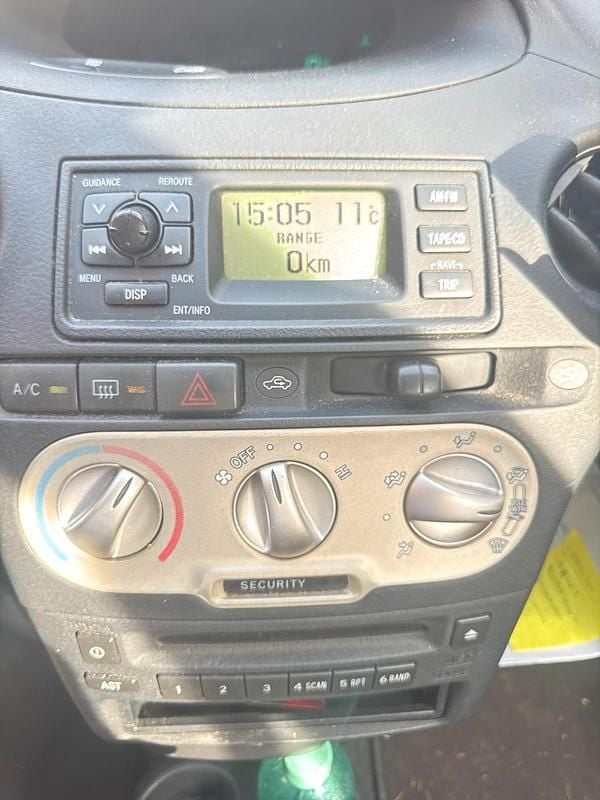 Gebraucht Toyota Yaris 87 PS (63 kW) 2004 Kleinwagen