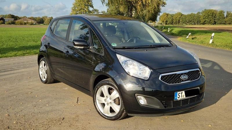 Gebraucht Kia Venga Spirit 90 PS (66 kW) 2012 Schwarz Kleinwagen