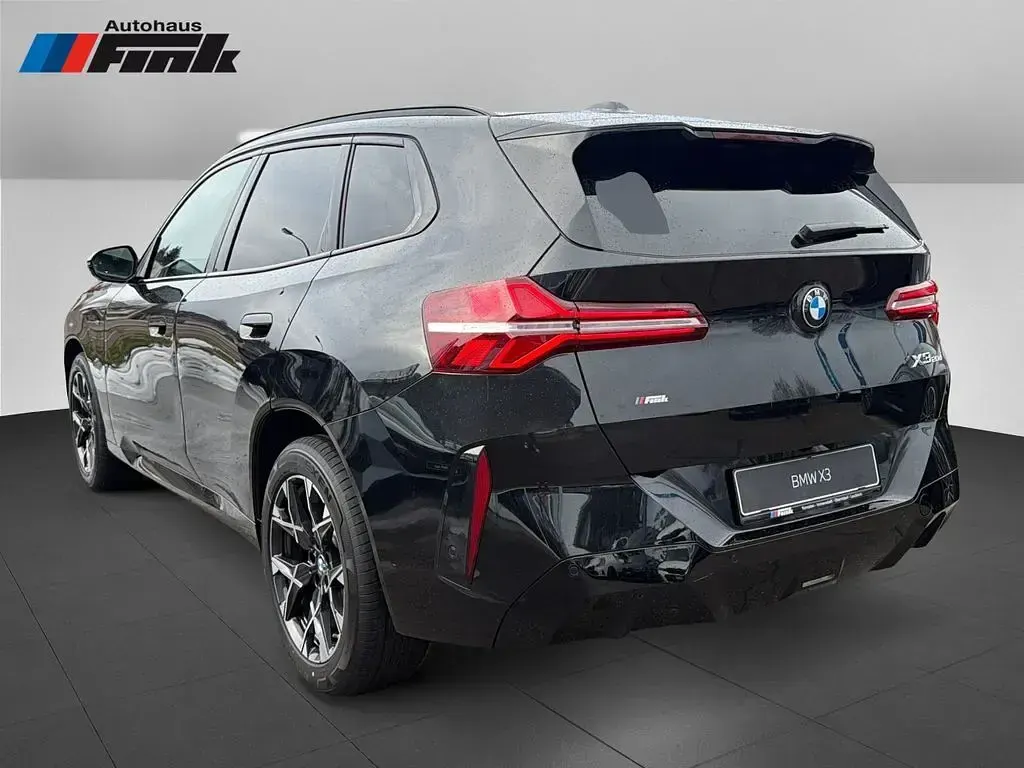 Gebraucht BMW X3 M Sport 197 PS (144 kW) 2026 Black sapphire SUV