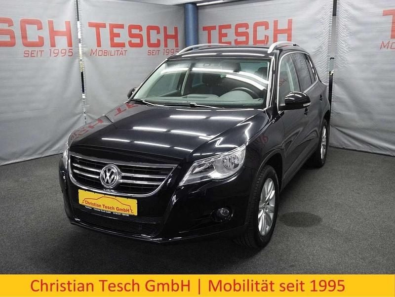 Schwarz Gebraucht 2009 VW Tiguan SUV | 7.550 € (Fairer Preis) - Bild 1/3