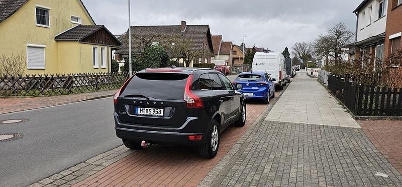 Gebraucht Volvo XC60 163 PS (119 kW) 2011 SUV