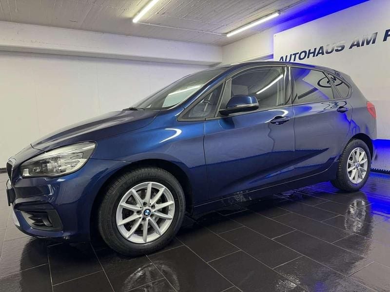Gebraucht BMW 216 116 PS (85 kW) 2017 Mediterranblau metallic Van / Kleinbus