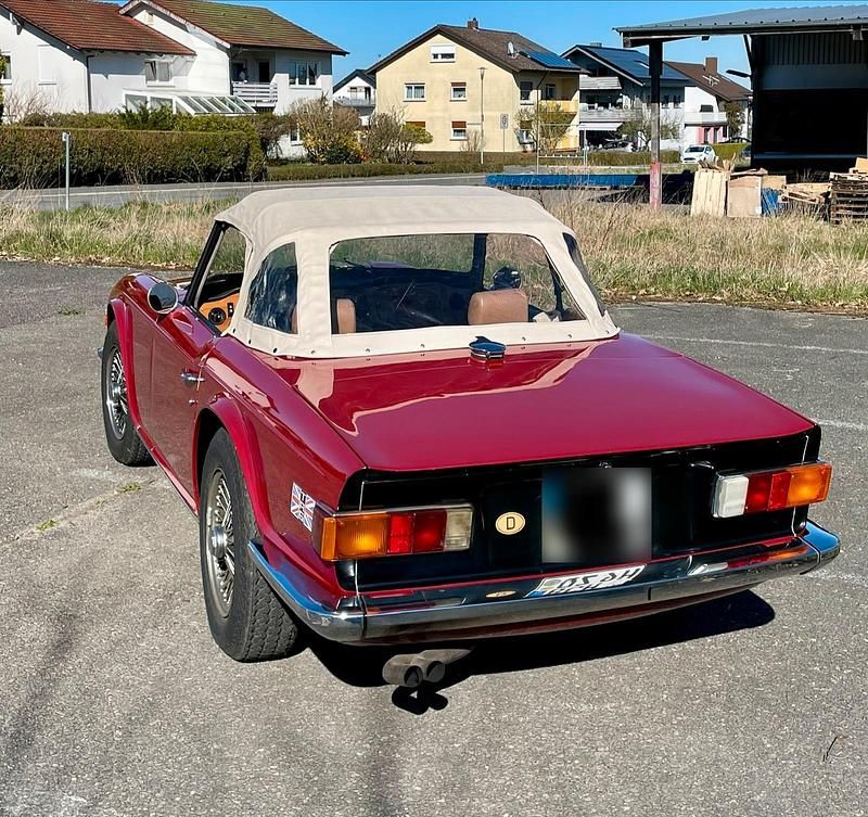 Gebraucht Triumph TR6 95 PS (69 kW) 1974 Rot Cabrio