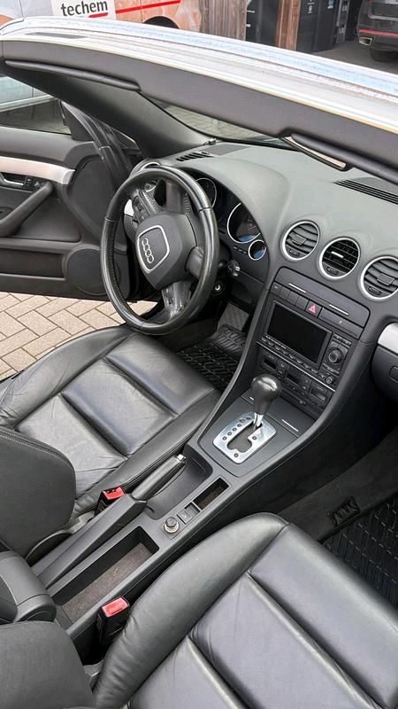 Schwarz Gebraucht 2007 Audi A4 Cabriolet Cabrio | 6.800 € (Fairer Preis) - Bild 1/4