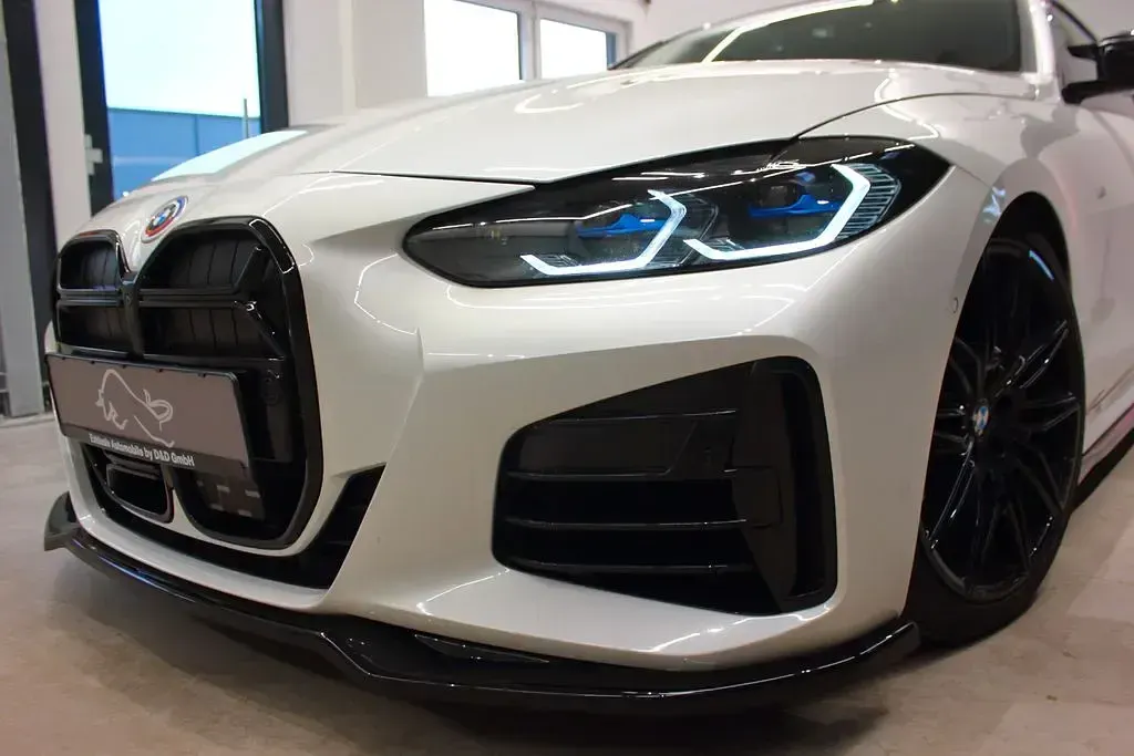 Gebraucht BMW M440 Performance 374 PS (275 kW) 2023 Weiß Coupé