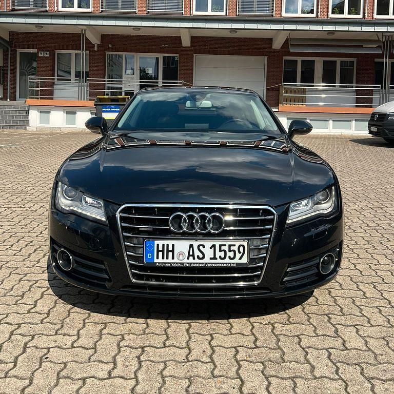 Schwarz Gebraucht 2011 Audi A7 S-Line Kleinwagen | 14.400 € (Guter Preis) - Bild 1/4