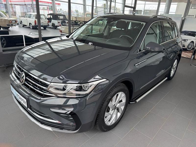 Uranograu Gebraucht 2021 VW Tiguan Elegance SUV | 28.795 € (Fairer Preis) - Bild 1/4