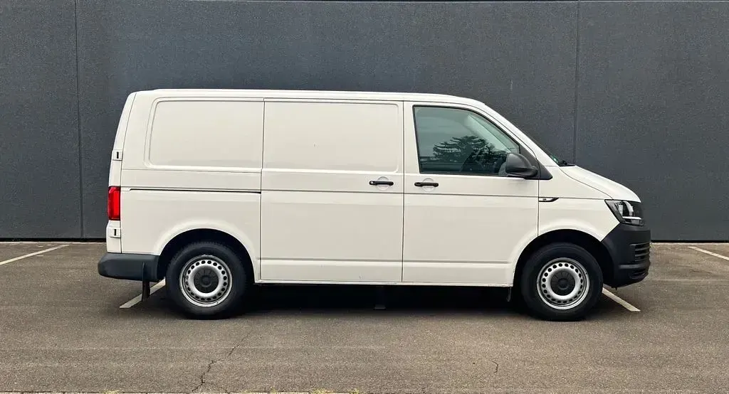 Gebraucht VW T6 110 PS (80 kW) 2019 Weiß Van
