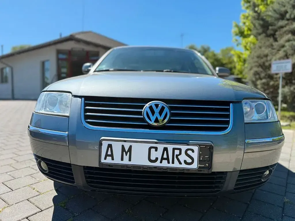Usata VW Passat 116 CV (85 kW) 2003 Grigio Berlina