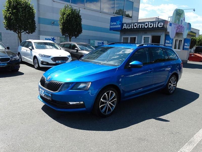 Blau Gebraucht 2019 Skoda Octavia Soleil Kombi | 10.950 € (Guter Preis) - Bild 1/4