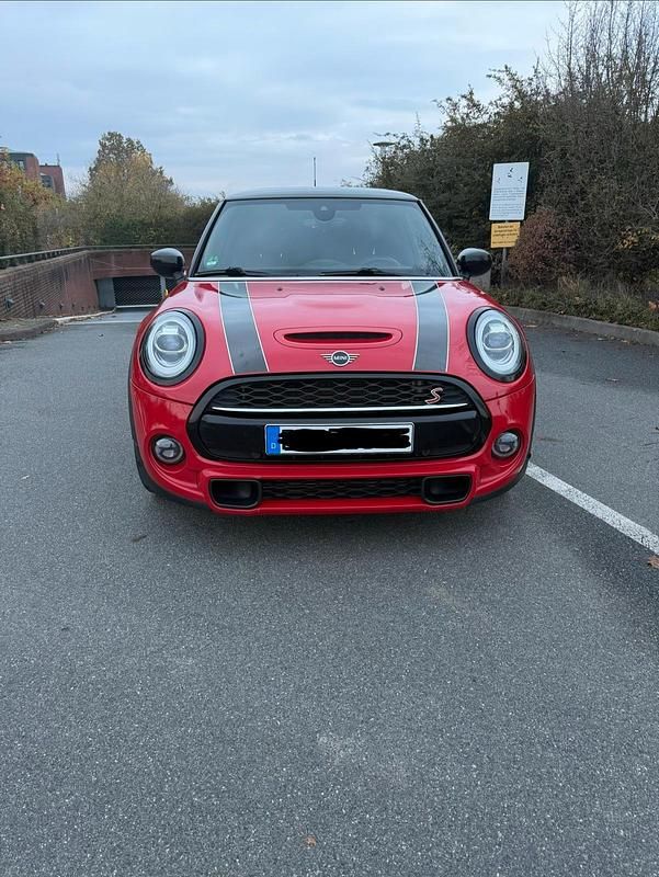 Rot Gebraucht 2021 Mini Cooper S Chili Kleinwagen | 24.500 € (Etwas zu teuer) - Bild 1/4