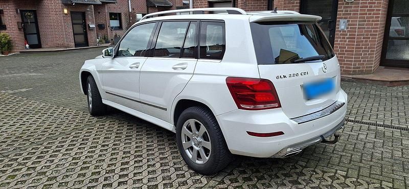 Gebraucht Mercedes GLK220 170 PS (125 kW) 2013 Weiß SUV