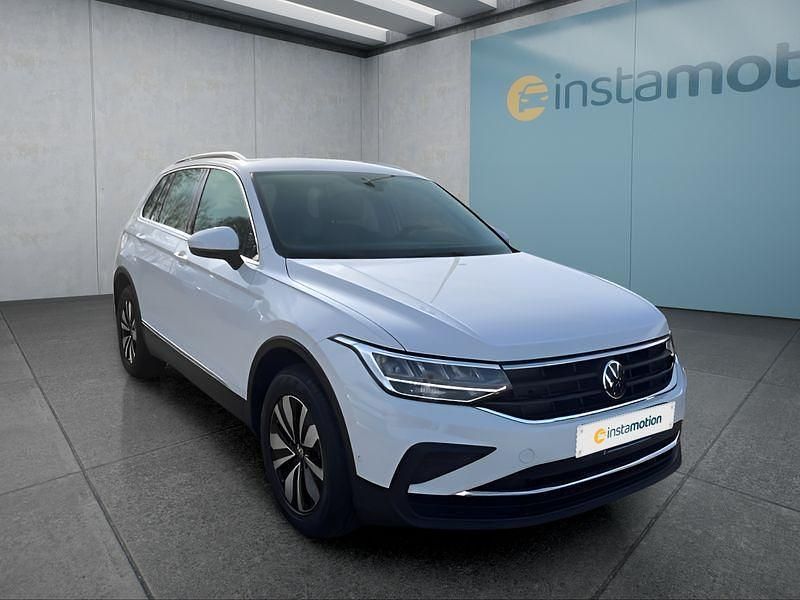 Gebraucht VW Tiguan 150 PS (110 kW) 2024 Weiß SUV