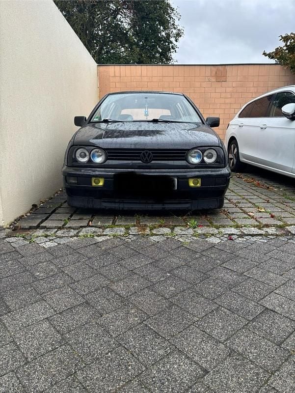 Schwarz Gebraucht 1996 VW Golf III Limousine | 2.500 € (Fairer Preis) - Bild 1/4
