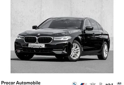 Usata BMW 530 Efficient Dynamics 252 CV (185 kW) 2022 Nero Berlina