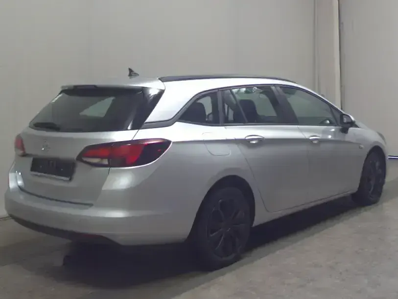 Usado Opel Astra Edition 136 HP (100 kW) 2019 Prateado Carrinha