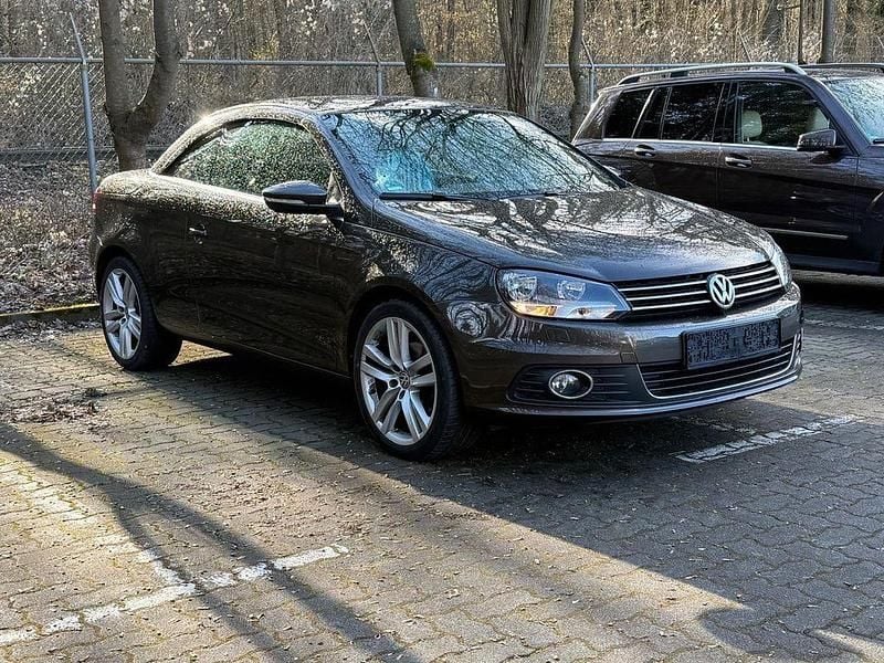 Gebraucht VW Eos Edition 122 PS (89 kW) 2010 Braun Cabrio