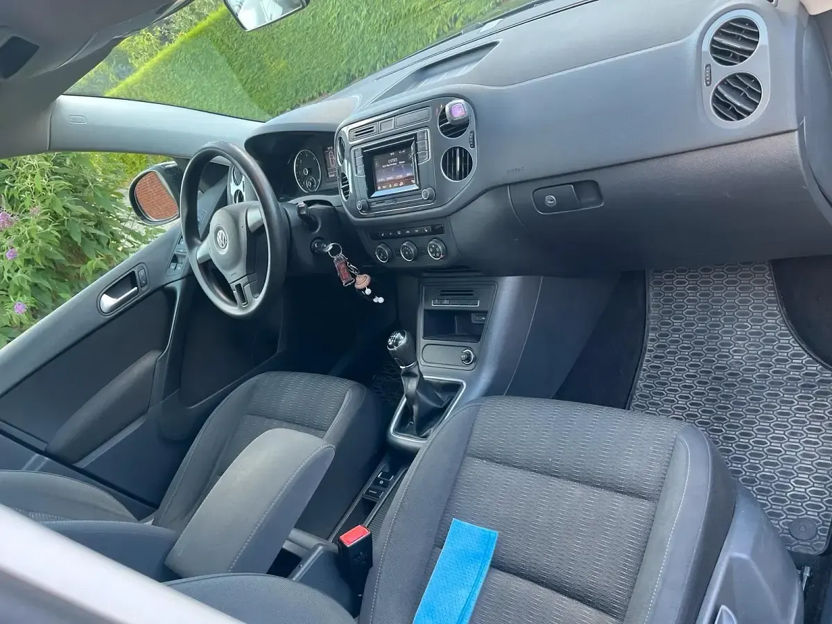 Gebraucht VW Tiguan 110 PS (80 kW) 2016 Schwarz SUV