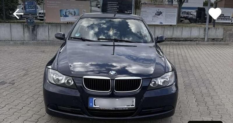 Gebraucht BMW 320 150 PS (110 kW) 2005 Blau Limousine
