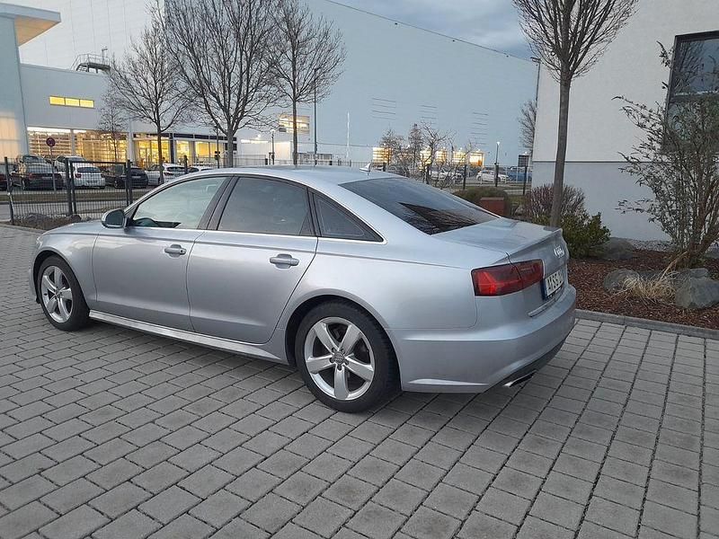 Gebraucht Audi A6 Sport 190 PS (139 kW) 2017 Grau Limousine
